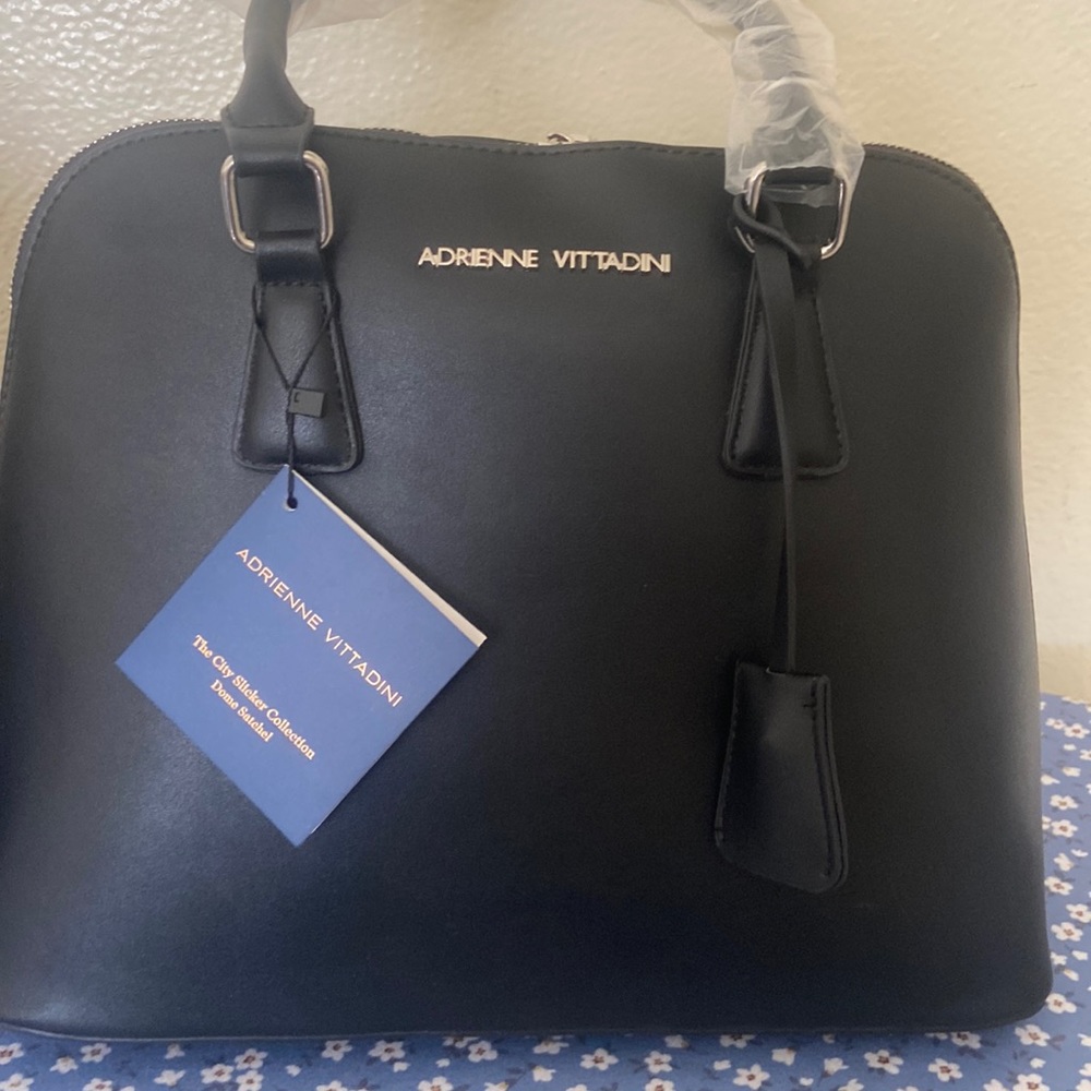Hand bag